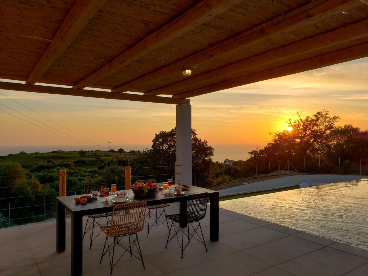 Exclusive Sea View Villa Madelaine Spartia  Exteriér fotografie